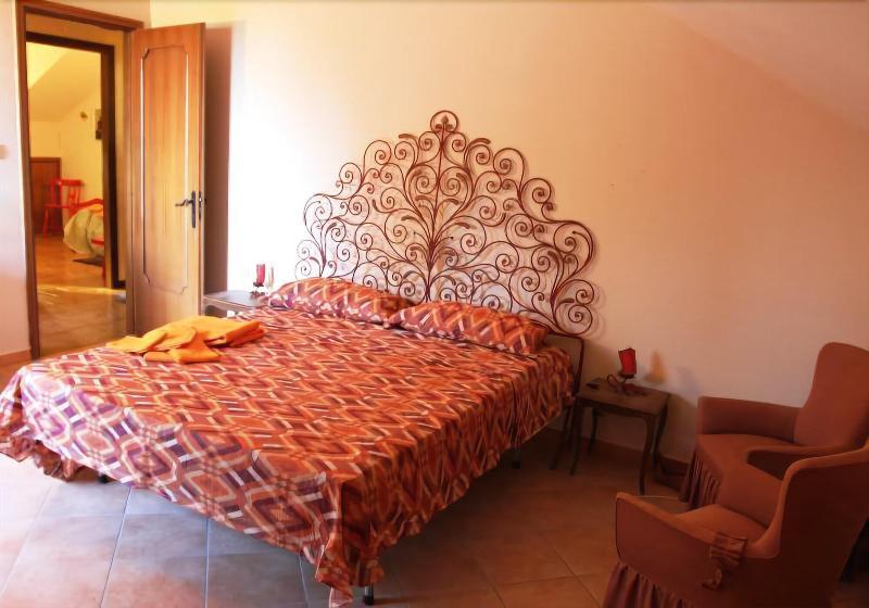 Etna Hut Bed & Breakfast Nicolosi Exterior photo